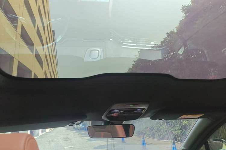 Used Nio EC6 2020 465 km Sport Edition Headliner