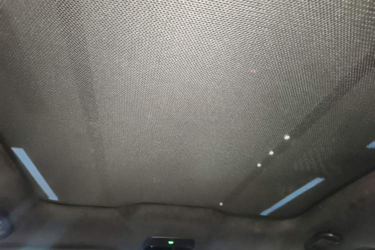 Used Nio EC6 2020 465 km Sport Edition Headliner