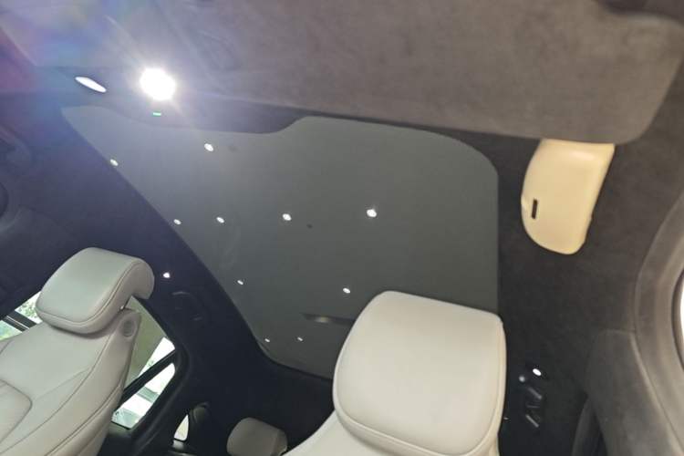 Used Nio EC6 2020 430 km Sport Version Headliner
