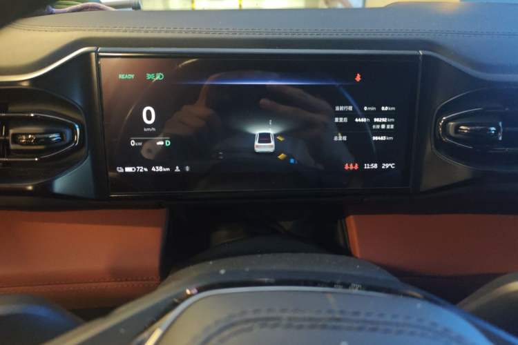 Used Nio EC6 2020 605 km Sport Edition Instrument Cluster