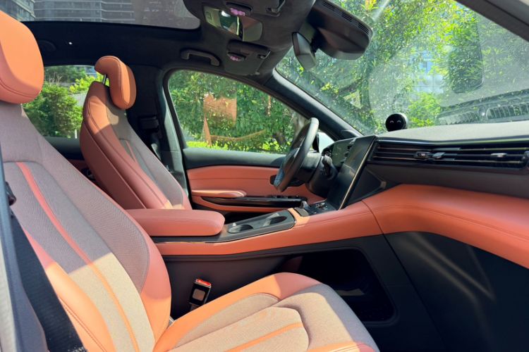 Used Nio EC6 2020 605 km Sport Edition Interior 3