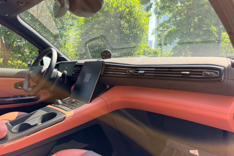 Used Nio EC6 2020 605 km Sport Edition Interior 7