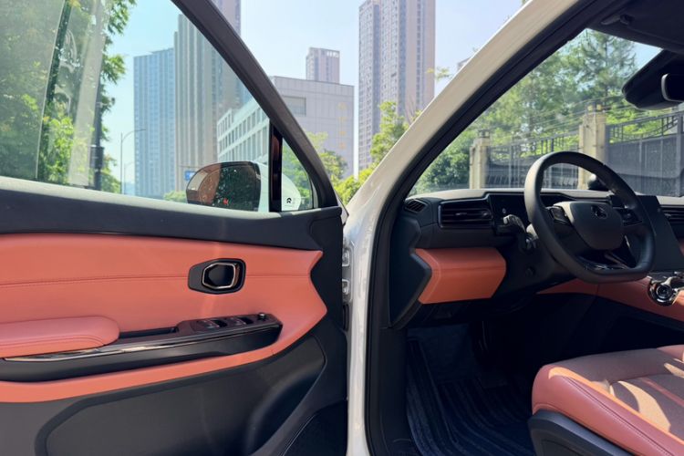 Used Nio EC6 2020 605 km Sport Edition Interior 8