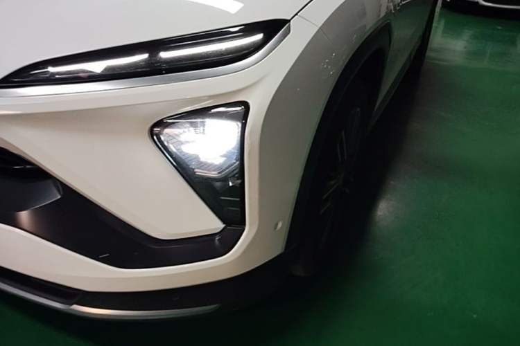 Used Nio EC6 2020 615 km Performance Edition Left Front Headlight
