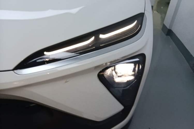 Used Nio EC6 2020 465 km Sport Edition Left Front Headlight
