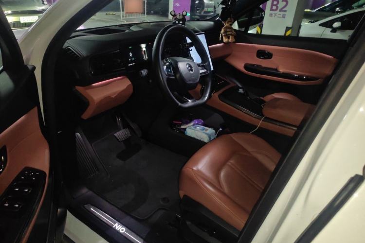 Used Nio EC6 2020 615 km Performance Edition Left Front Seat