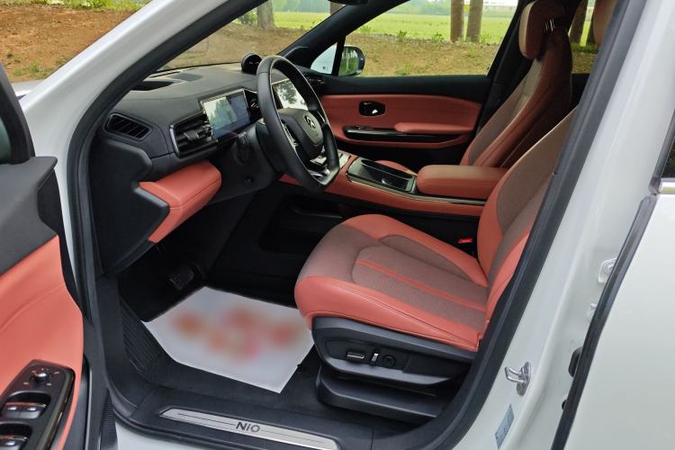 Used Nio EC6 2020 605 km Sport Edition Left Front Seat