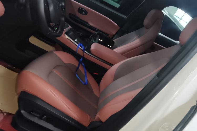 Used Nio EC6 2020 605 km Sport Edition Left Front Seat