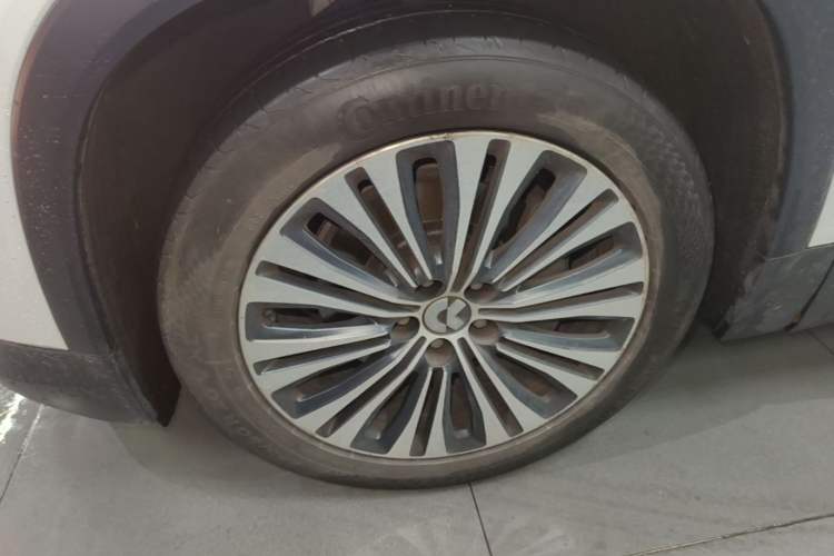 Used Nio EC6 2020 430 km Sport Version Left Front Wheel Hub