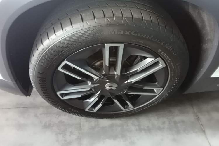 Used Nio EC6 2020 615 km Performance Edition Left Front Wheel Hub