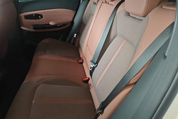 Used Nio EC6 2020 605 km Sport Edition Left Rear Seat