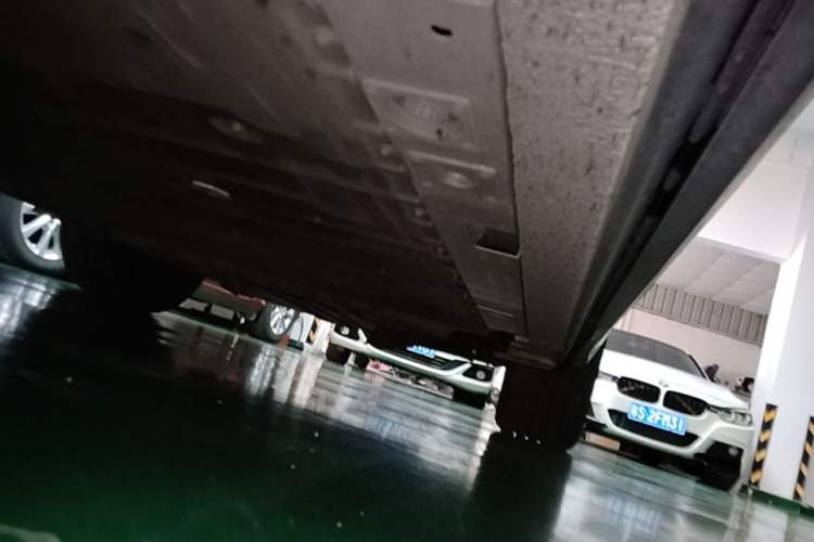 Used Nio EC6 2020 615 km Performance Edition Left Side Sill