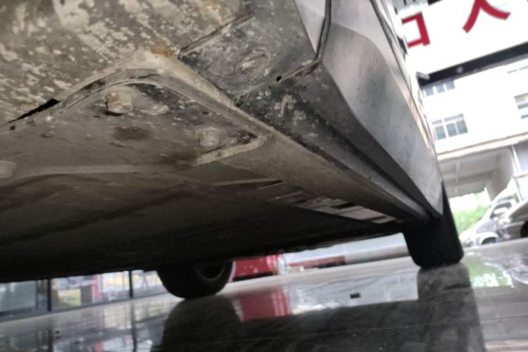 Used Nio EC6 2020 605 km Sport Edition Left Side Sill
