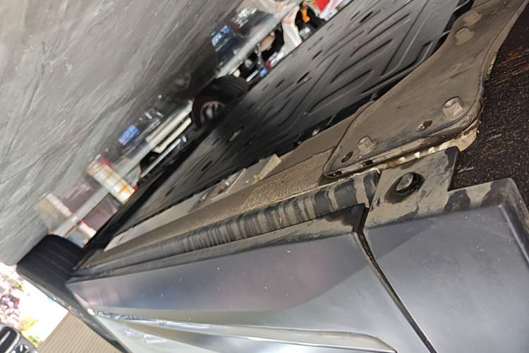 Used Nio EC6 2020 615 km Performance Edition Left Side Sill