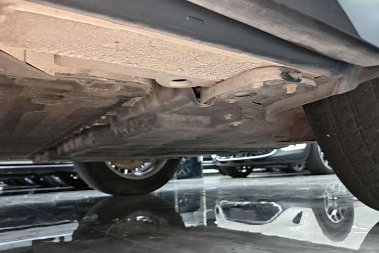 Used Nio EC6 2020 605 km Sport Edition Left Side Sill