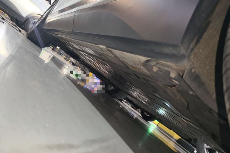 Used Nio EC6 2020 430 km Sport Version Left Side Sill