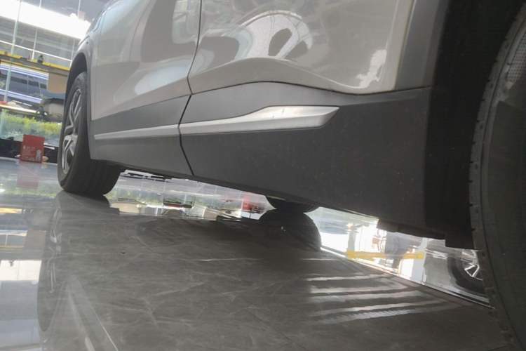 Used Nio EC6 2020 430 km Sport Version Left Side Sill