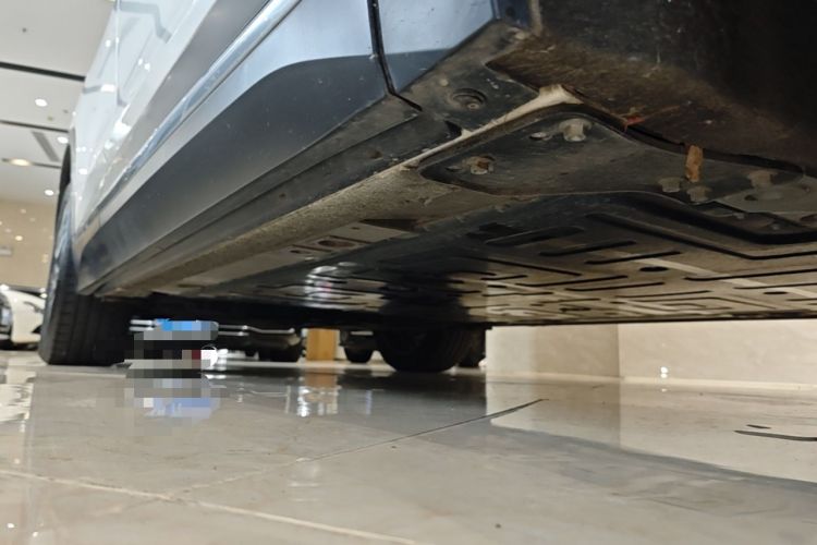 Used Nio EC6 2020 430 km Sport Version Left Side Sill