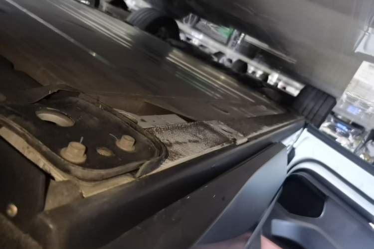 Used Nio EC6 2020 430 km Sport Version Left Side Sill