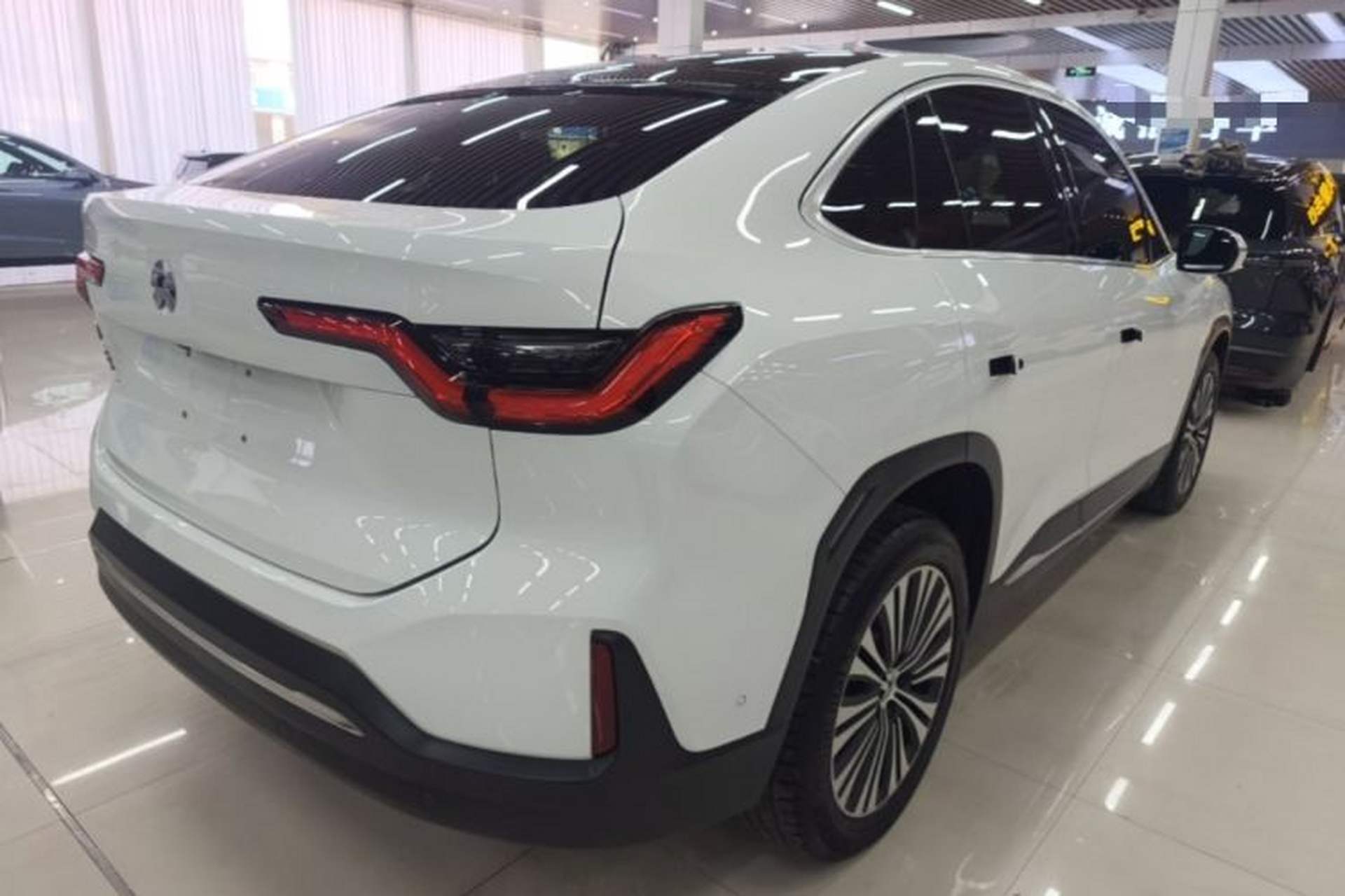 Used Nio EC6 2020 430 km Sport Version Rear Right 45 Deg