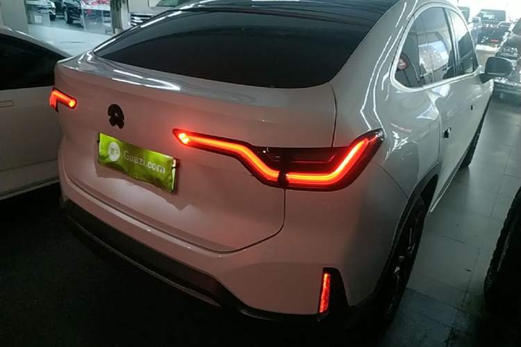 Used Nio EC6 2020 465 km Sport Edition Rear Right 45 Deg