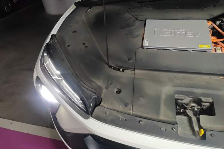 Used Nio EC6 2020 615 km Performance Edition Right Front Headlight
