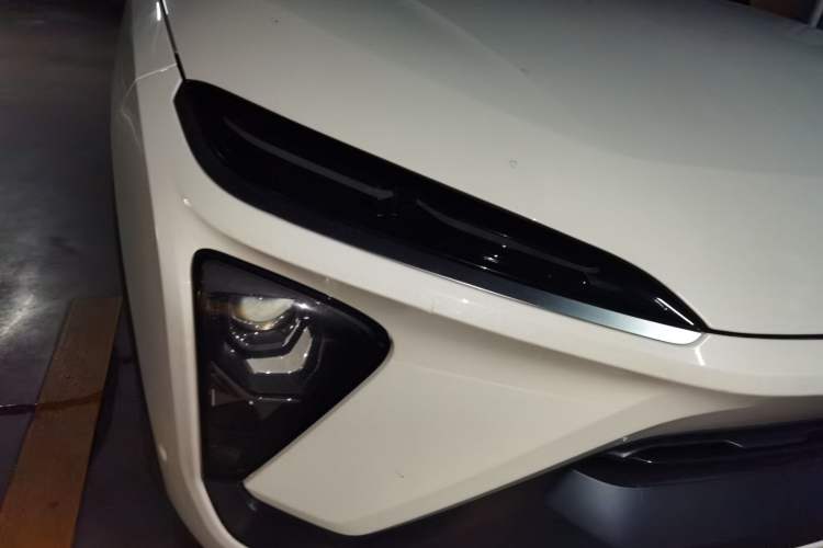 Used Nio EC6 2020 430 km Sport Version Right Front Headlight