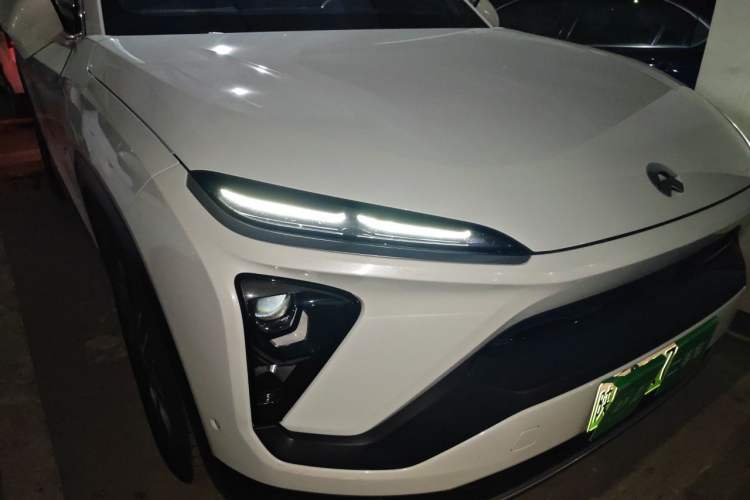Used Nio EC6 2020 605 km Sport Edition Right Front Headlight