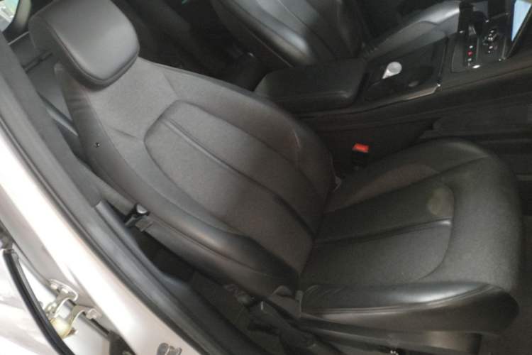 Used Nio EC6 2020 605 km Sport Edition Right Front Seat