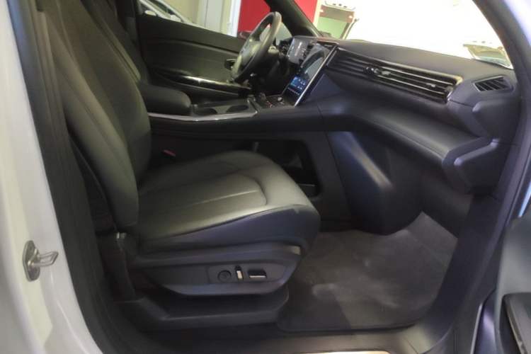 Used Nio EC6 2020 465 km Sport Edition Right Front Seat