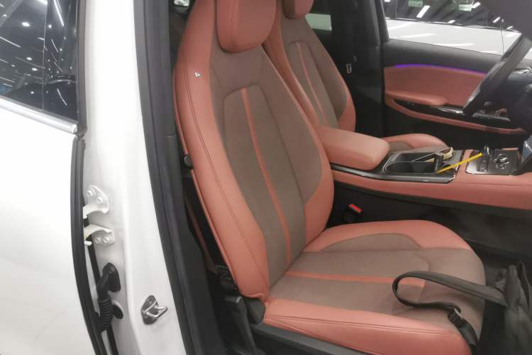Used Nio EC6 2020 605 km Sport Edition Right Front Seat