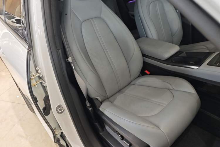 Used Nio EC6 2020 430 km Sport Version Right Front Seat
