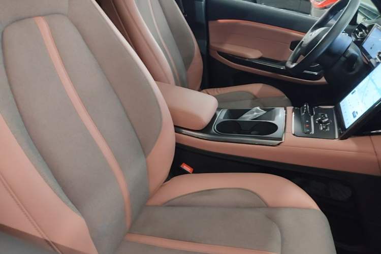 Used Nio EC6 2020 430 km Sport Version Right Front Seat