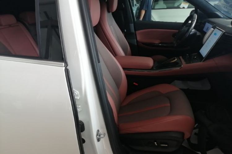 Used Nio EC6 2020 465 km Sport Edition Right Front Seat