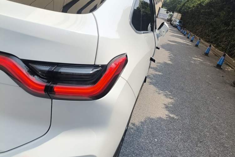 Used Nio EC6 2020 465 km Sport Edition Right Rear Taillight