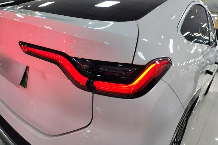 Used Nio EC6 2020 440 km Performance Version Right Rear Taillight