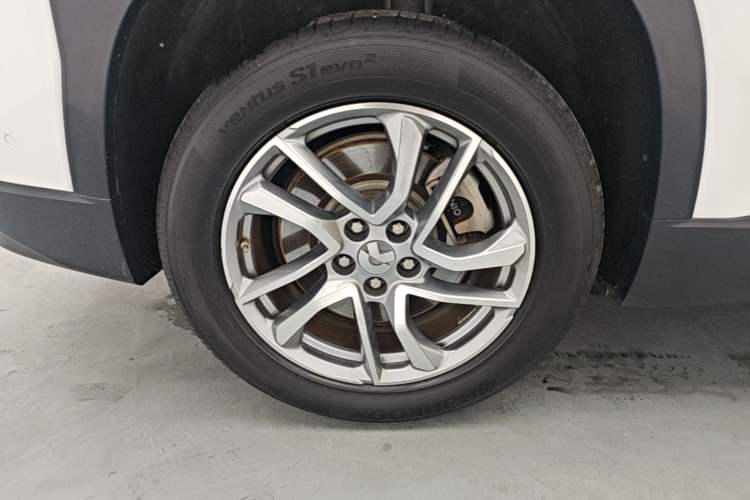 Used Nio EC6 2020 430 km Sport Version Right Rear Wheel Hub