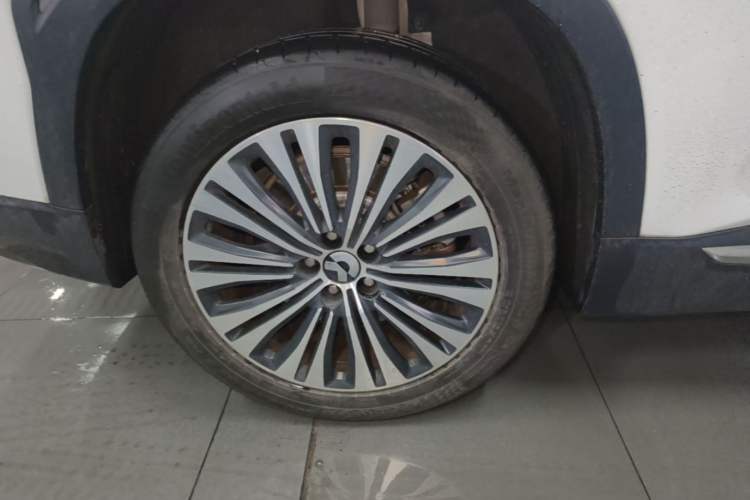 Used Nio EC6 2020 430 km Sport Version Right Rear Wheel Hub
