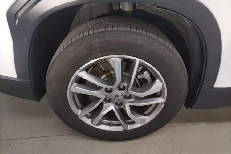 Used Nio EC6 2020 430 km Sport Version Right Rear Wheel Hub