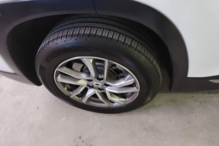 Used Nio EC6 2020 465 km Sport Edition Right Rear Wheel Hub