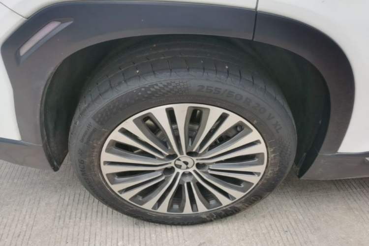 Used Nio EC6 2020 615 km Signature Edition Right Rear Wheel Hub
