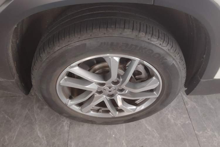 Used Nio EC6 2020 430 km Sport Version Right Rear Wheel Hub