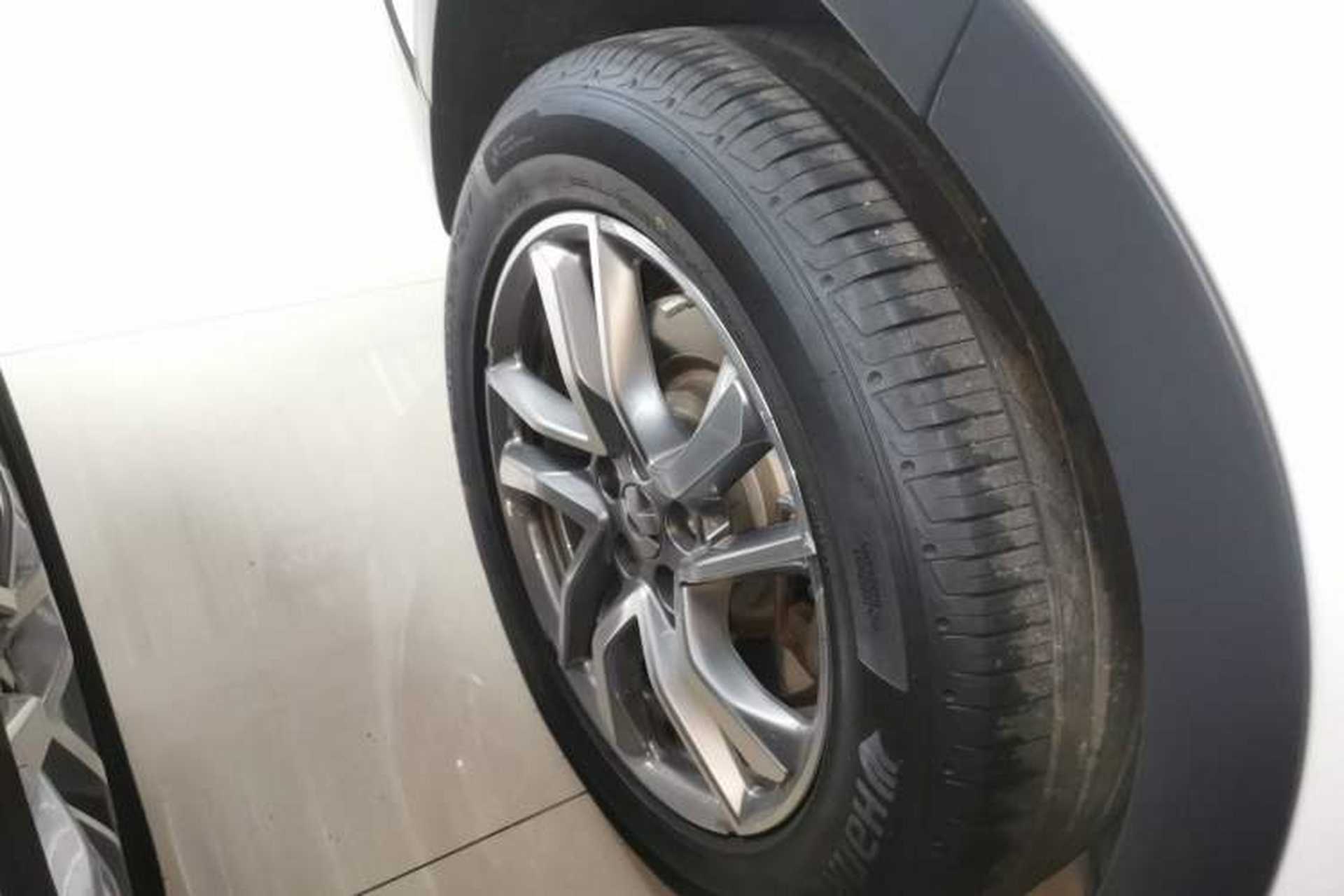 Used Nio EC6 2020 465 km Sport Edition Right Rear Wheel Hub