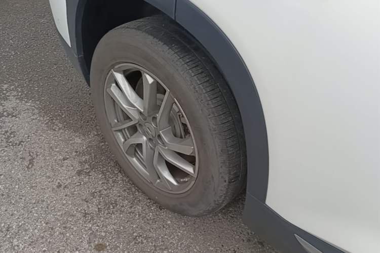 Used Nio EC6 2020 605 km Sport Edition Right Rear Wheel Hub