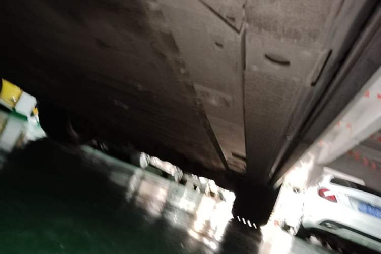 Used Nio EC6 2020 615 km Performance Edition Right Side Sill