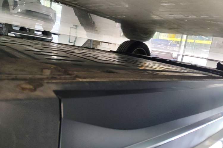 Used Nio EC6 2020 430 km Sport Version Right Side Sill