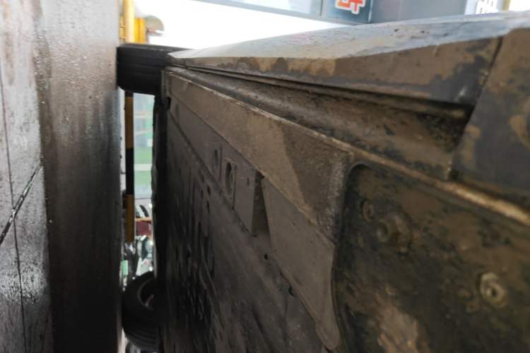 Used Nio EC6 2020 605 km Sport Edition Right Side Sill