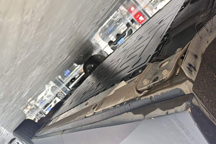 Used Nio EC6 2020 615 km Performance Edition Right Side Sill