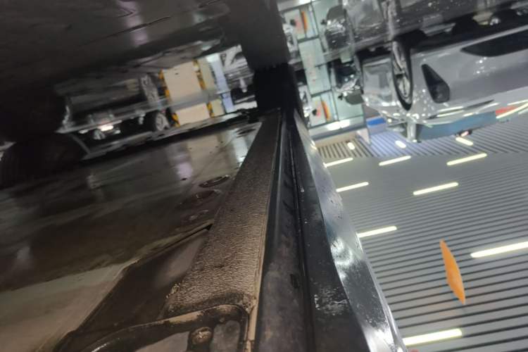 Used Nio EC6 2020 430 km Sport Version Right Side Sill