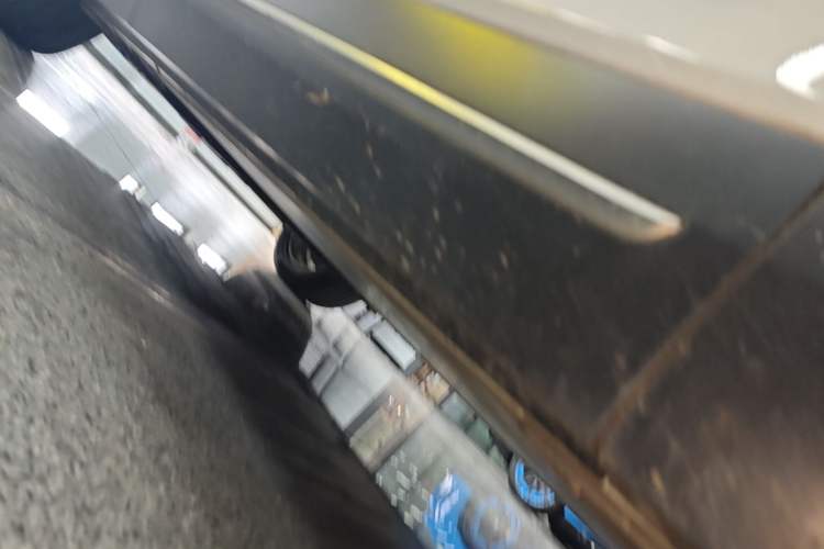 Used Nio EC6 2020 430 km Sport Version Right Side Sill